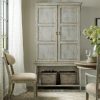 Бар HOOKER FURNITURE VINO DELLA VITA VINTNERS CABINET