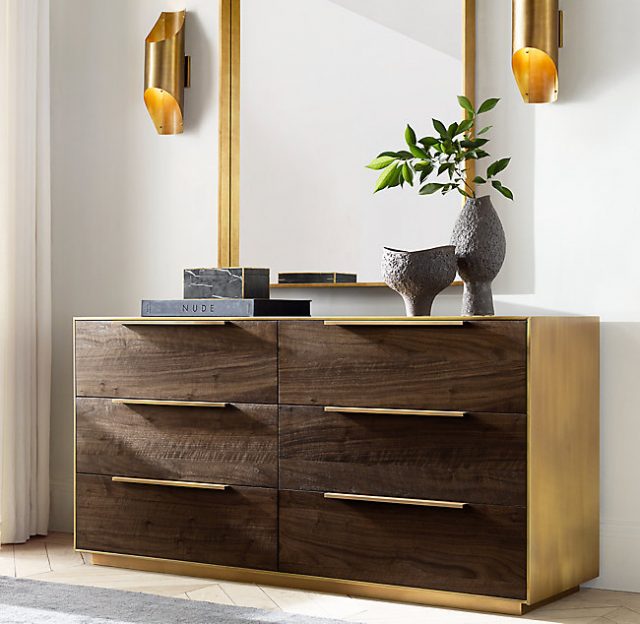 Бра Restoration Hardware CATHEDRAL BRASS SCONCE