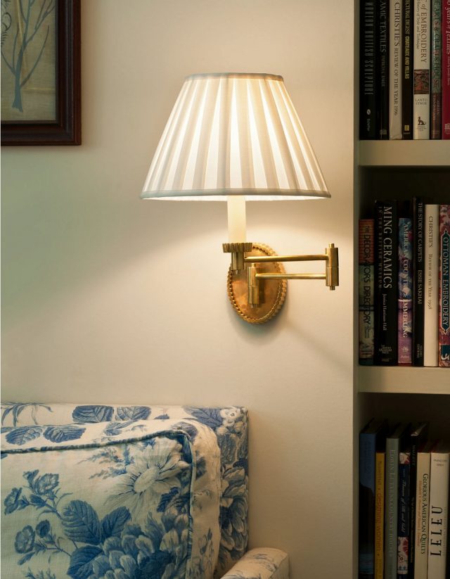 Бра VAUGHAN Burlington Swing Arm Wall Light