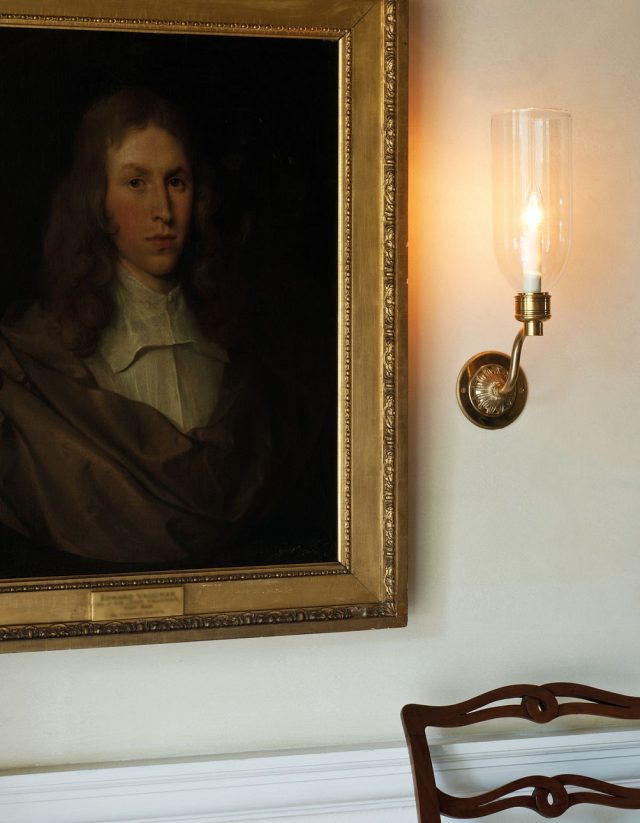 Бра VAUGHAN Clandon Storm Wall Light