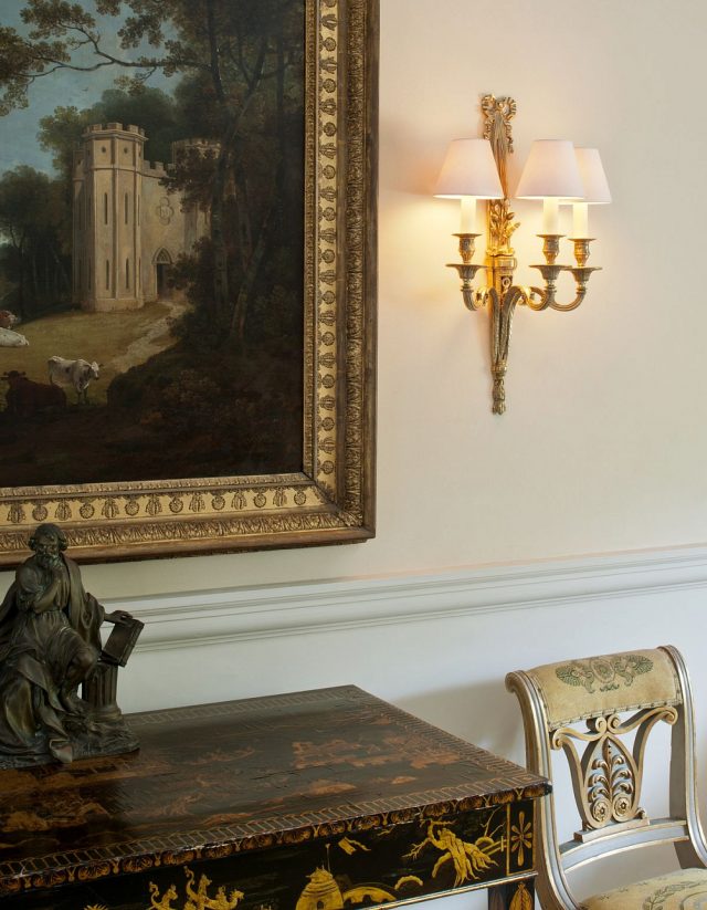 Бра VAUGHAN Classical Ribbon Wall Light