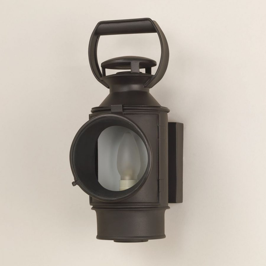 Бра VAUGHAN Darlington Wall Lantern