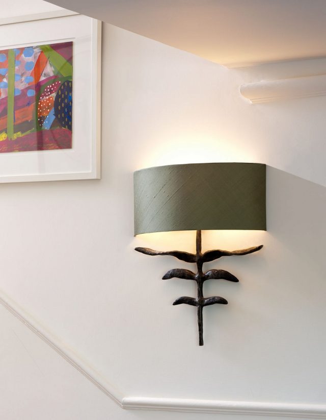 Бра VAUGHAN Phoenix Wall Light