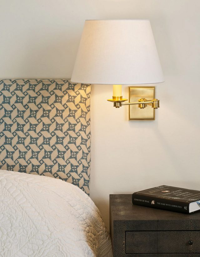 Бра VAUGHAN Preston Swing Arm Wall Light