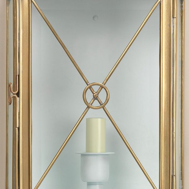 Бра VAUGHAN Richmond Wall Lantern