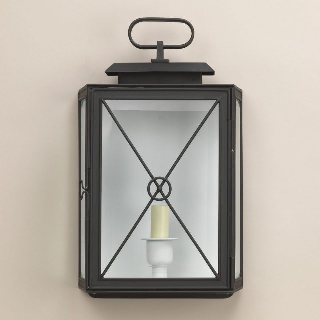 Бра VAUGHAN Richmond Wall Lantern