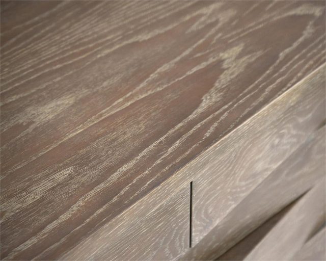 Буфет John-Richard Luxe Wedge Sideboard