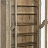 Витрина HOOKER FURNITURE Castella