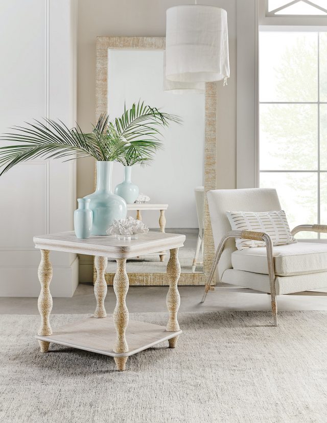 Декоративный стол HOOKER FURNITURE Bahari