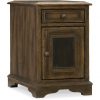 Декоративный стол HOOKER FURNITURE DEWEES CHAIRSIDE TABLE