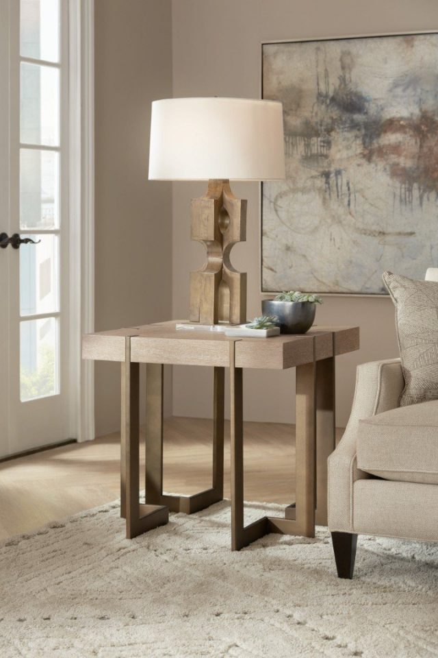 Декоративный стол HOOKER FURNITURE POINT REYES