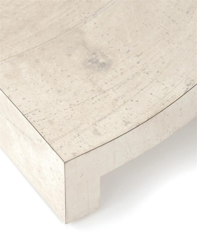 Декоративный стол John-Richard Benevento End Table