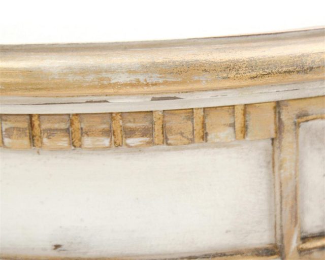 Декоративный стол John-Richard Chambolle Side Table