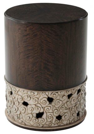 Декоративный стол Theodore Alexander CAMILLE SIDE TABLE