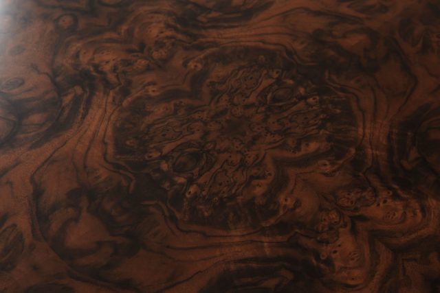 Декоративный стол Theodore Alexander Merton Decorative Table