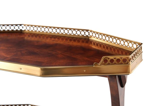 Декоративный стол Theodore Alexander THE SOMETIME ACCENT TABLE