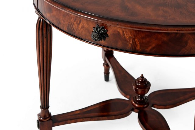 Декоративный стол Theodore Alexander The Center Table