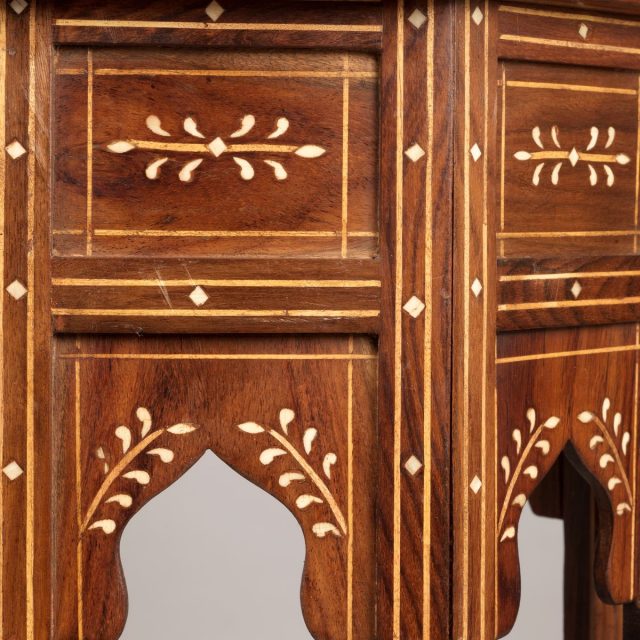 Декоративный стол VAUGHAN Octagonal Star Table
