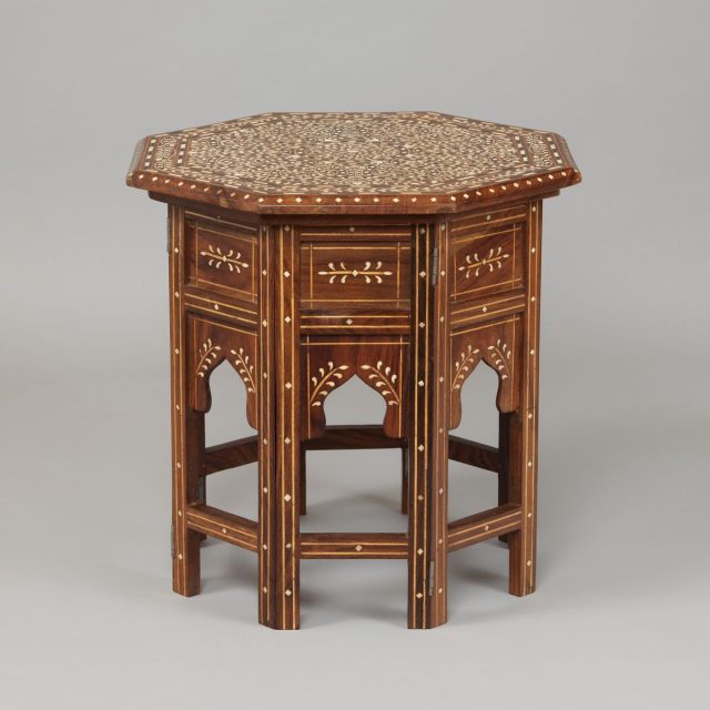 Декоративный стол VAUGHAN Octagonal Star Table