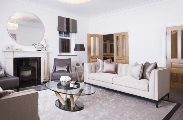 Диван The Sofa and Chair Company Alexander Sofa