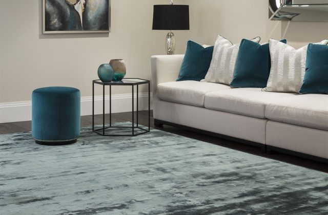 Диван The Sofa and Chair Company Eckard Sofa