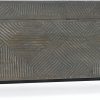 Коктейльный стол HOOKER FURNITURE Carved Chest