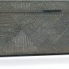 Коктейльный стол HOOKER FURNITURE Carved Chest