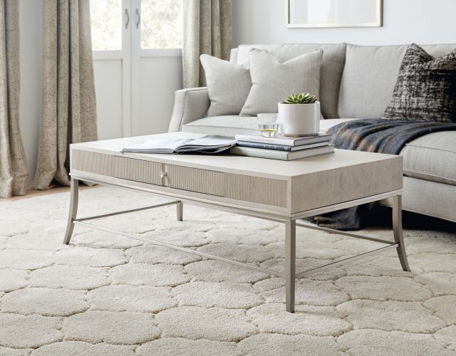 Коктейльный стол HOOKER FURNITURE Reverie Rectangle Cocktail Table