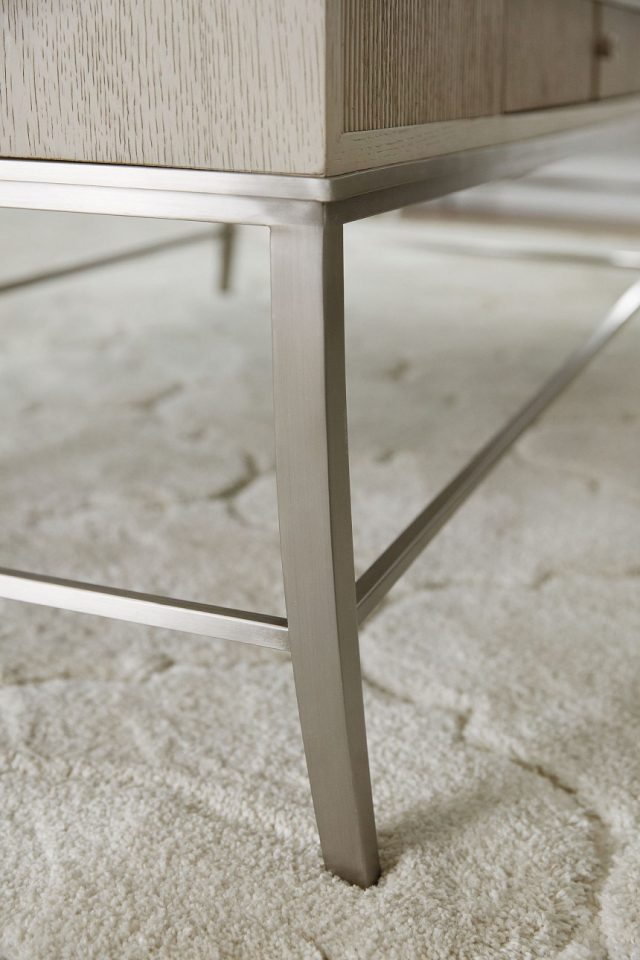 Коктейльный стол HOOKER FURNITURE Reverie Rectangle Cocktail Table