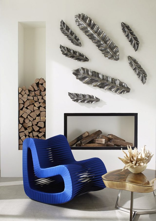 Коктейльный стол Phillips Collection Captured Edge Coffee Table Natural