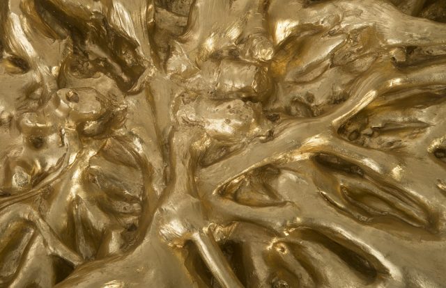 Коктейльный стол Phillips Collection Root Round Coffee Table Antique Gold Leaf