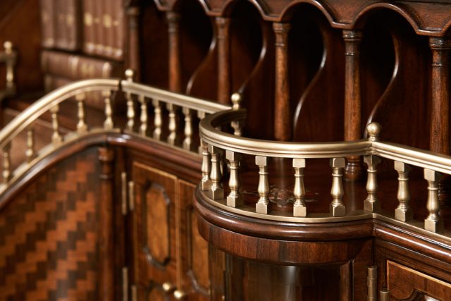 Комод Theodore Alexander THE GRAND STAIRCASE FRONT DESK & BUREAUX