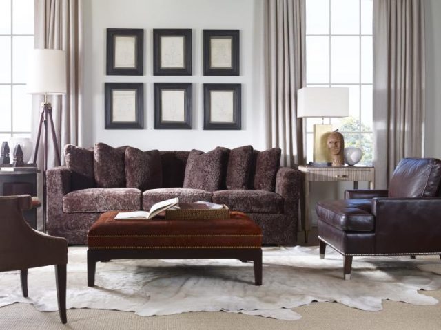 Кресло Century Furniture Roth Chair