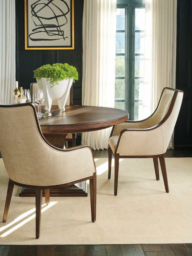 Кресло LEXINGTON Bromley Fully Upholstered Arm Chair