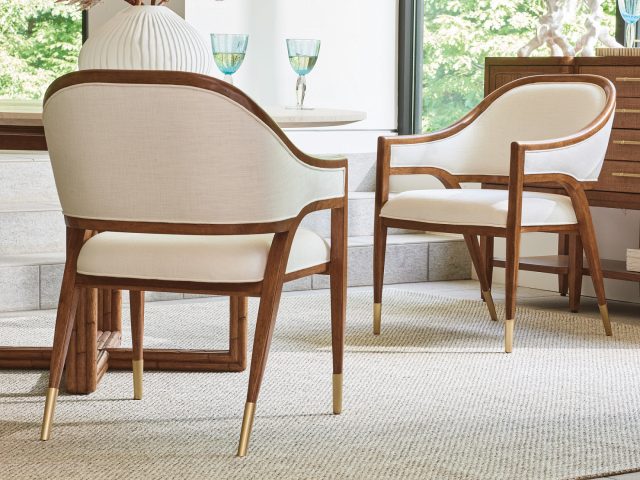 Кресло LEXINGTON Jameson Upholstered Arm Chair