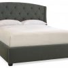 Кровать BERNHARDT Jordan Button-Tufted Wing Bed