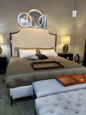 Кровать Vanguard Furniture Lillet Stocked King Bed