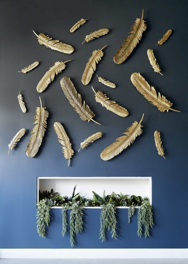 Настенный декор Phillips Collection Feathers Wall Art Gold Leaf