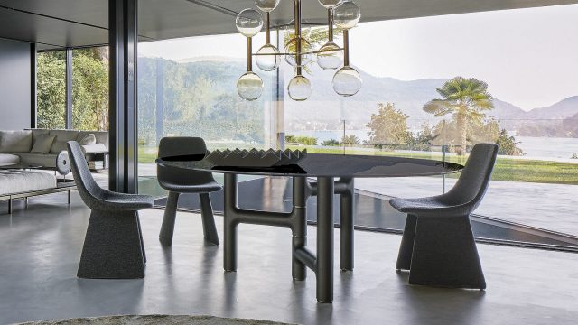 Обеденный стол Bonaldo Pivot