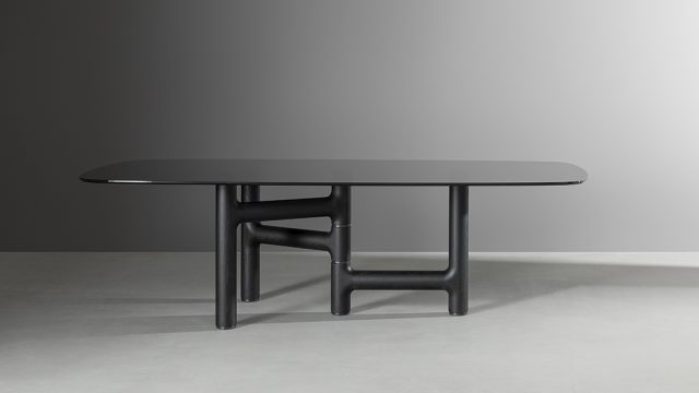 Обеденный стол Bonaldo Pivot