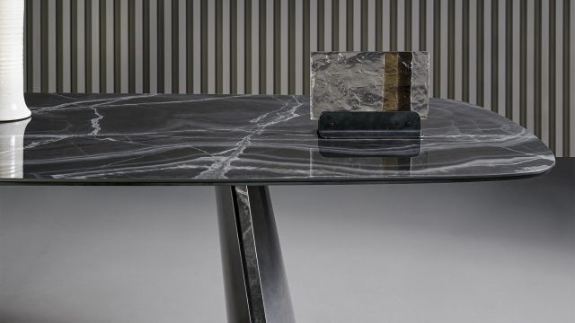 Обеденный стол Bonaldo Torii