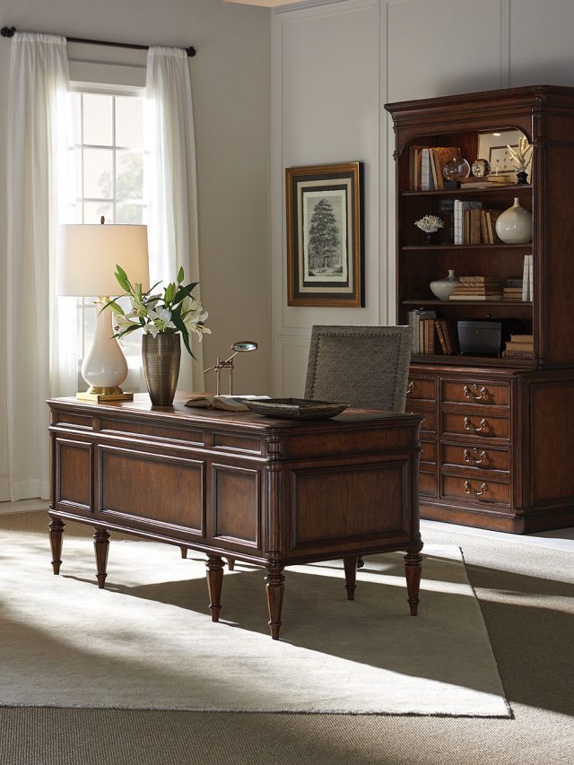 Письменный стол LEXINGTON WESLEY DESK