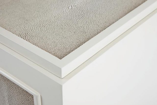 Прикроватная тумба Century Furniture TAYLOR DOOR