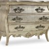 Прикроватная тумба HOOKER FURNITURE SANCTUARY THREE-DRAWER BACHELORS