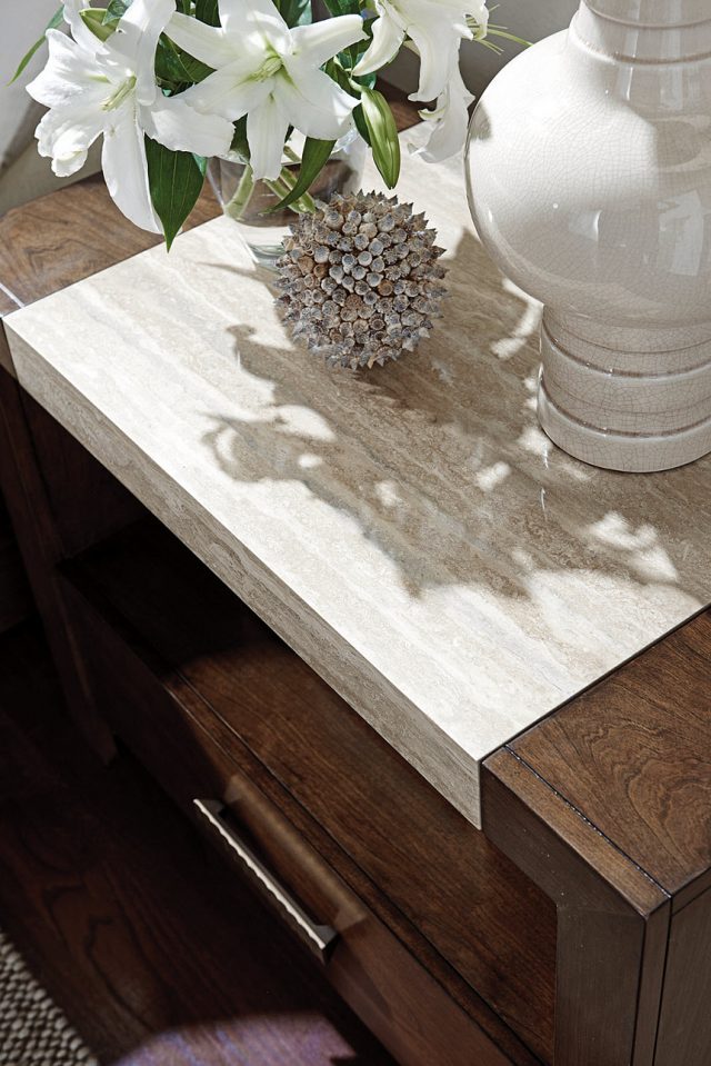 Прикроватная тумба LEXINGTON GRAYSBY NIGHT TABLE