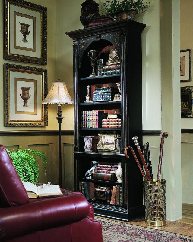 Шкаф HOOKER FURNITURE HOOKER BOOKCASE