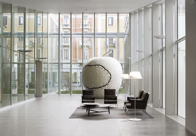 Напольная лампа FLOS Romeo Moon Floor Lamp