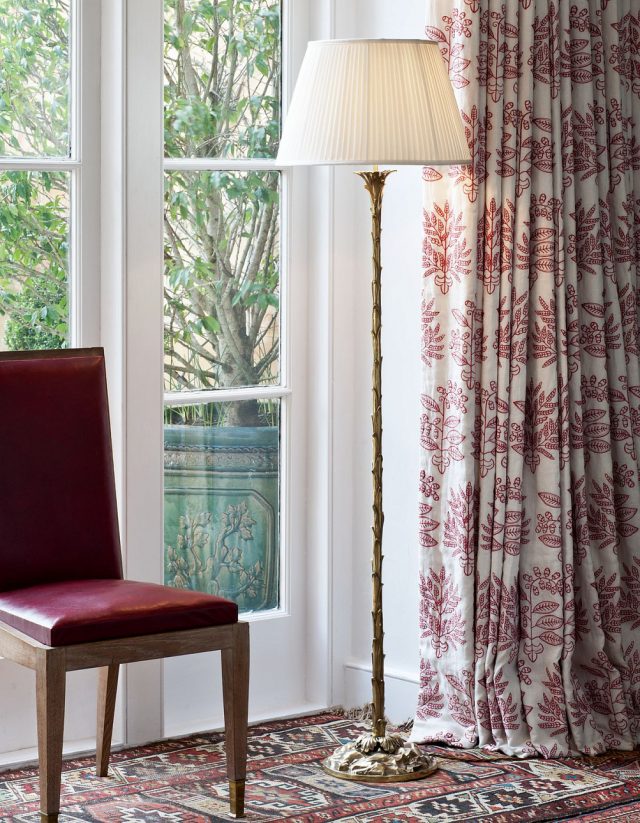 Напольная лампа VAUGHAN French Acanthus Floor Lamp