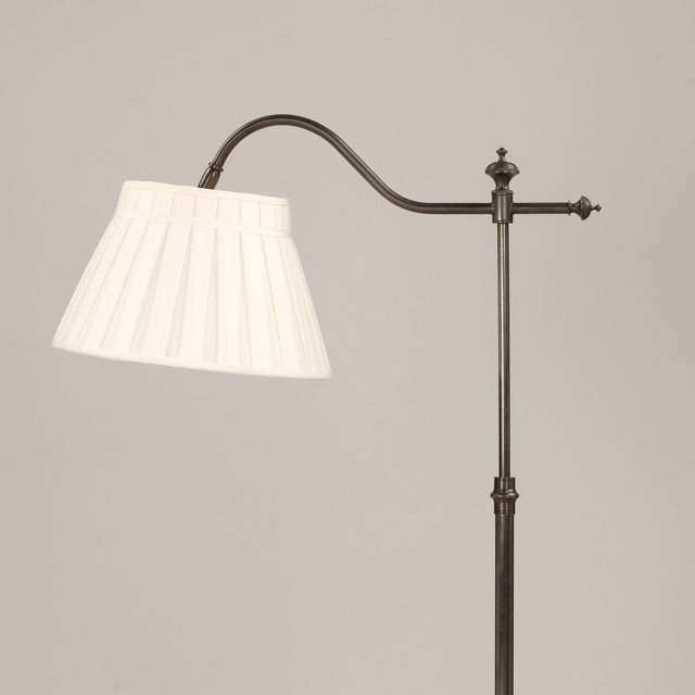 Напольная лампа VAUGHAN Melrose Swan Neck Floor Lamp