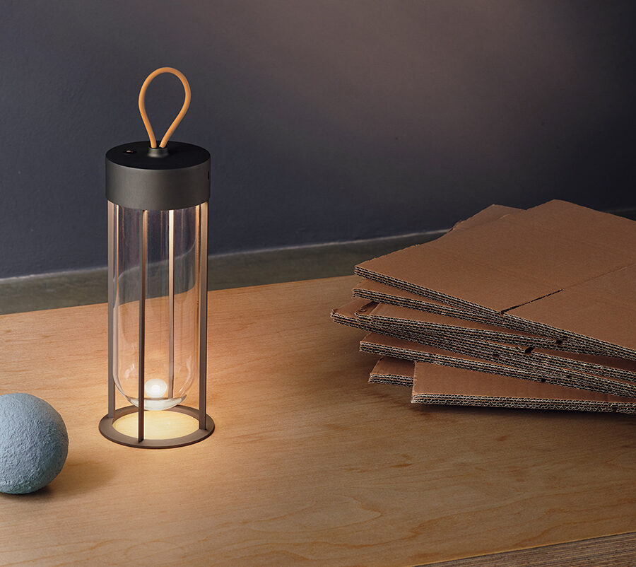 Настольная лампа FLOS In Vitro Unplugged Table Lamp